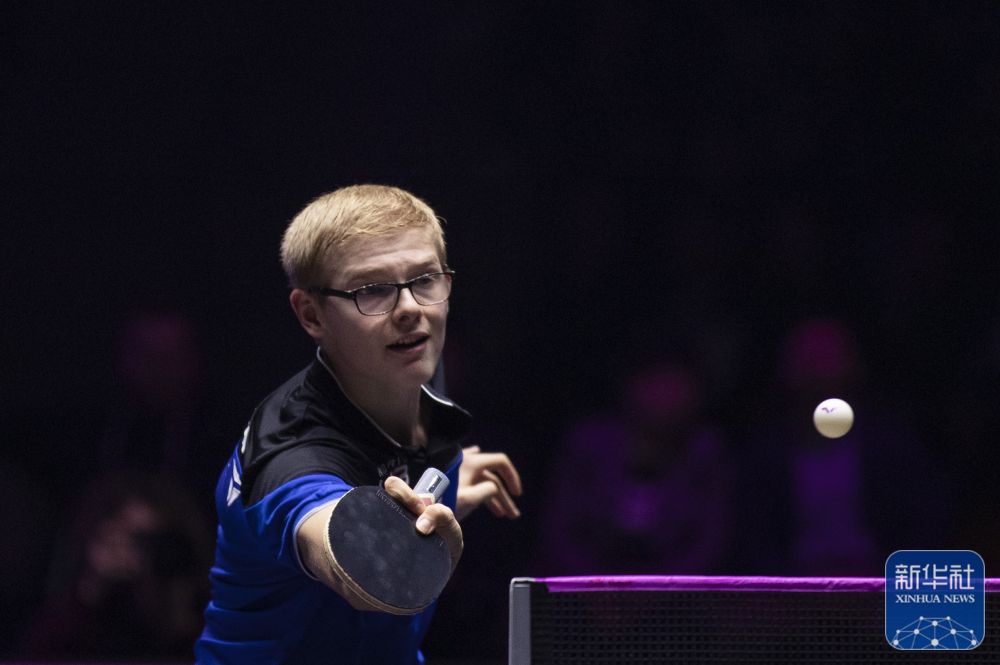 年轻的顶尖 年轻的顶尖