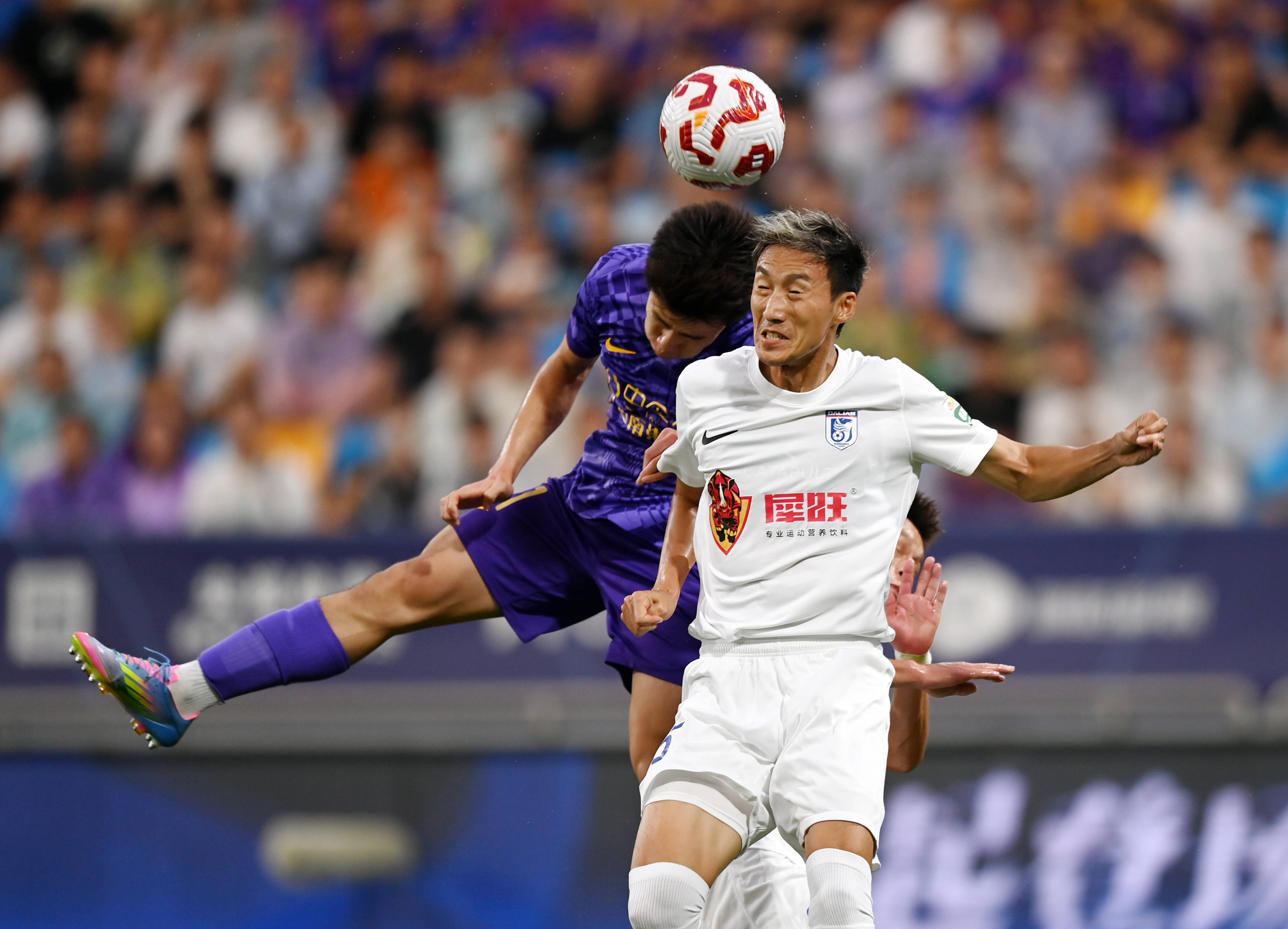 备受瞩目 备受瞩目