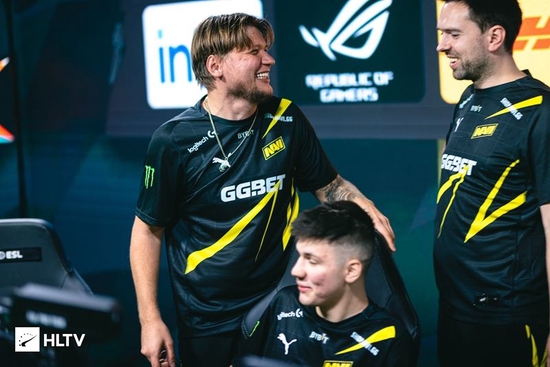 记者关于恩 记者关于恩