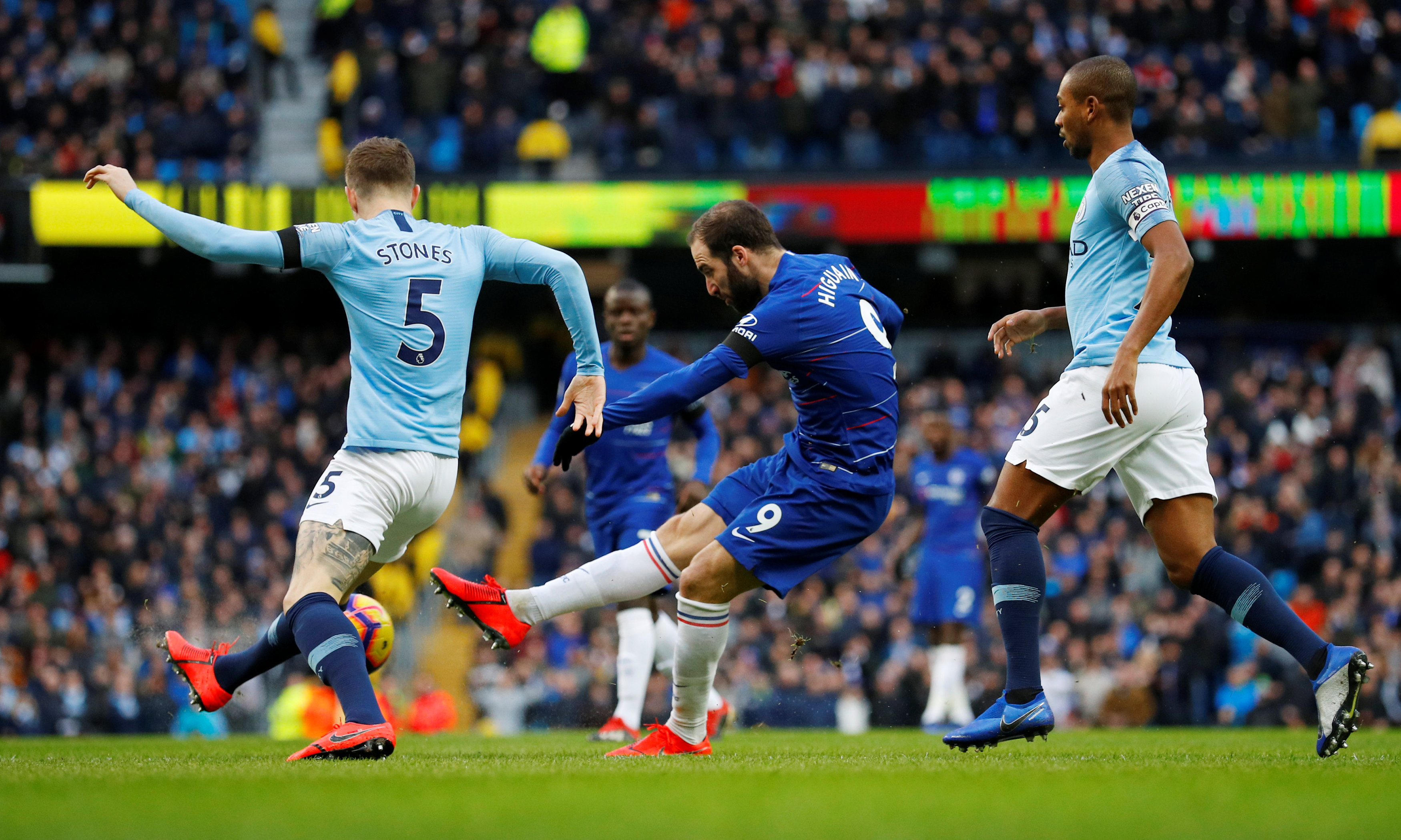 为话题核 为话题核